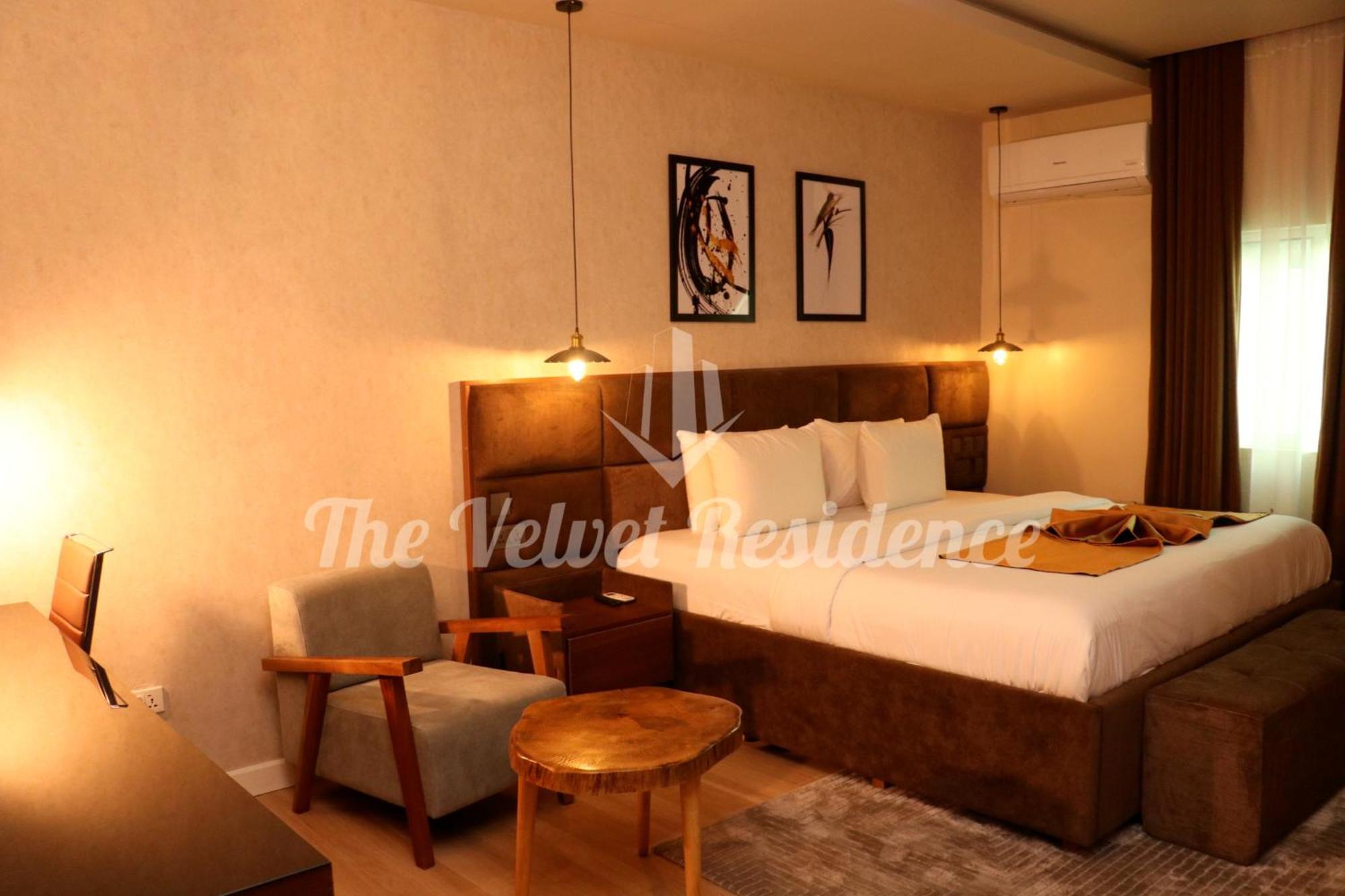 The Velvet Residence Abuja Exterior foto